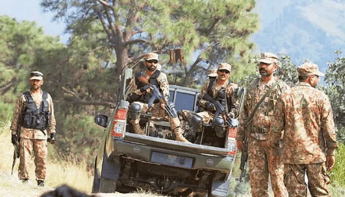 اورکزئی میں آپریشن، 19 بھارتی سرپرست خوارج ہلاک، پاک فوج کے 11 جوان شہید