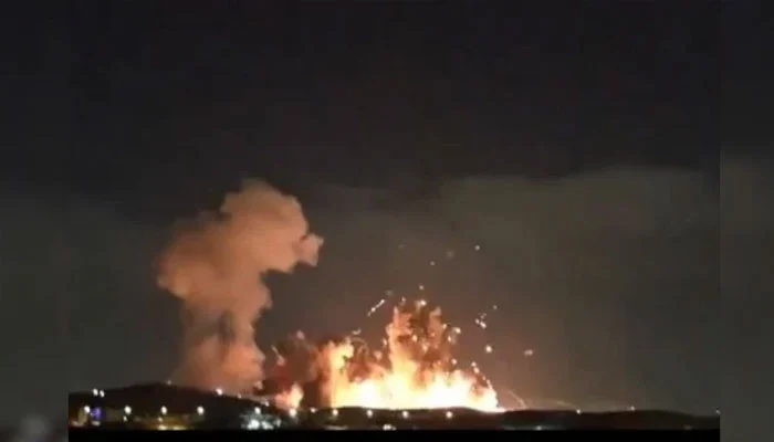 امریکا کا اصفہان پر بنکر بسٹر بموں سے حملہ، ٹرمپ نے تباہی کی ویڈیو شیئر کر دی